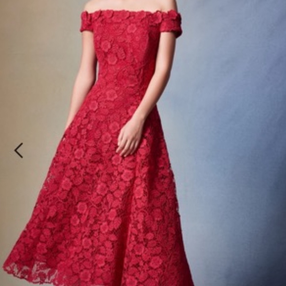 Fuscia Sleeve Mid Dress for an elegant evening out on the town.